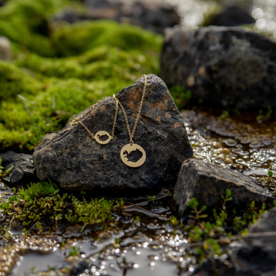 Moss Covered Rock Necklace